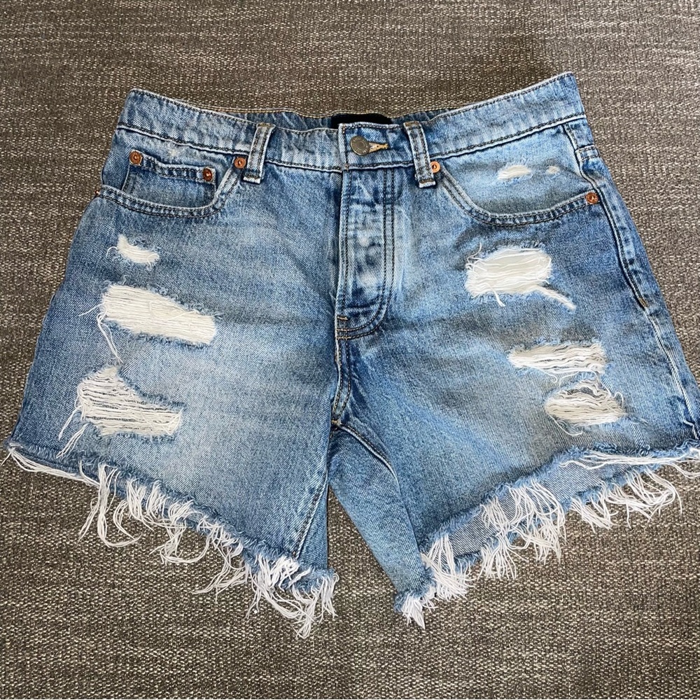 Lucky Brand 90s Midi Jean shorts size 4